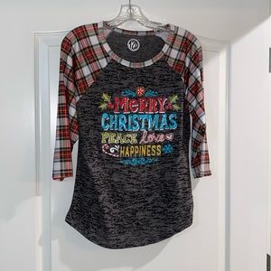 Woman’s gray and plaid tees2urdoor 3/4 length sleeve holiday t shirt size M new